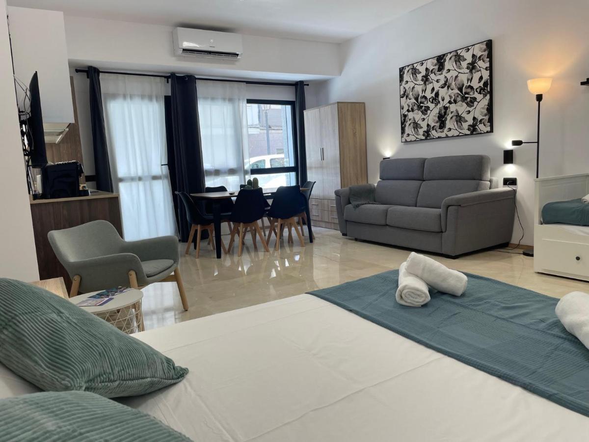 Travel Habitat La Marina Real Apartment Valencia Exterior photo