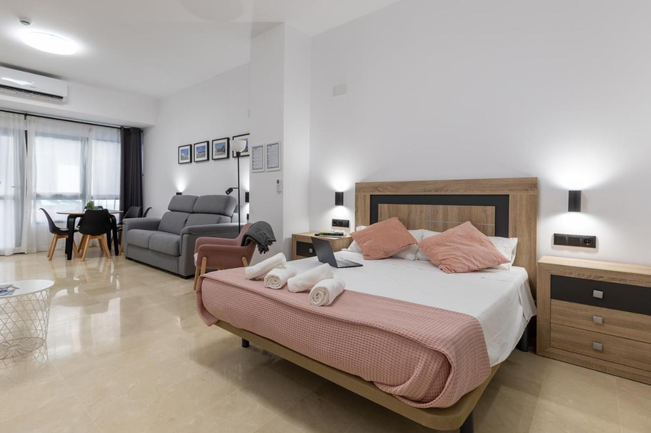 Travel Habitat La Marina Real Apartment Valencia Exterior photo