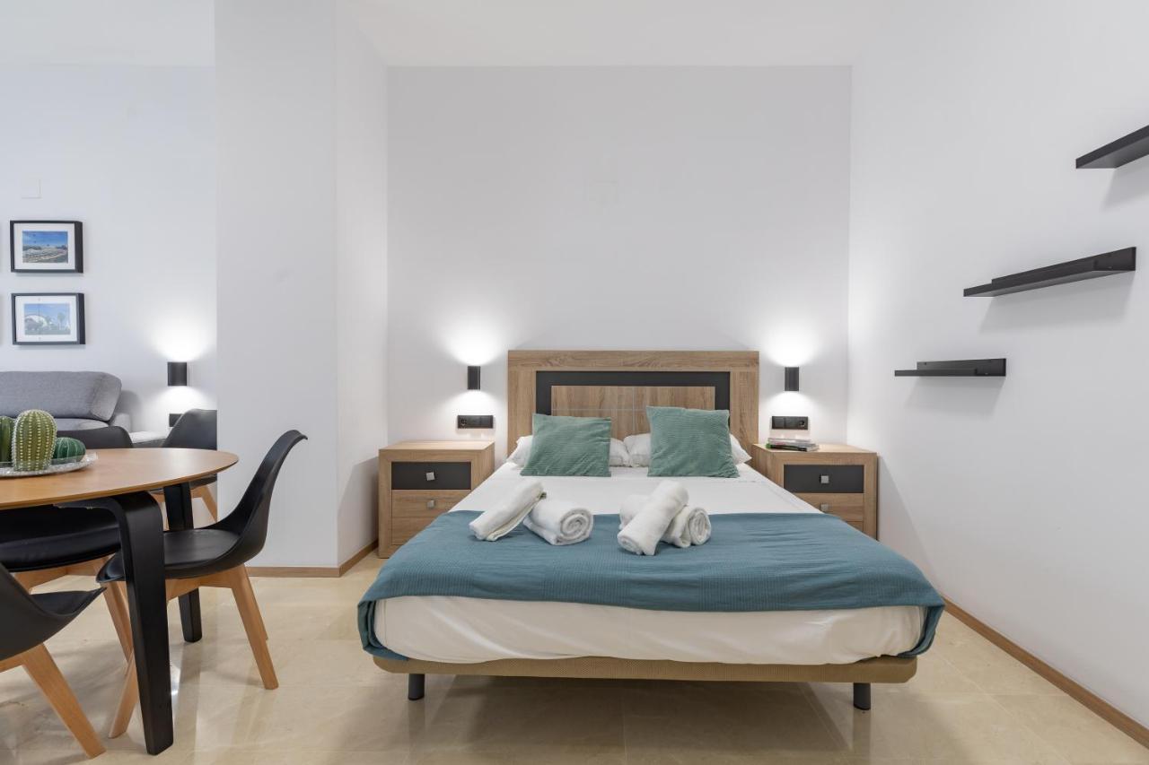 Travel Habitat La Marina Real Apartment Valencia Exterior photo