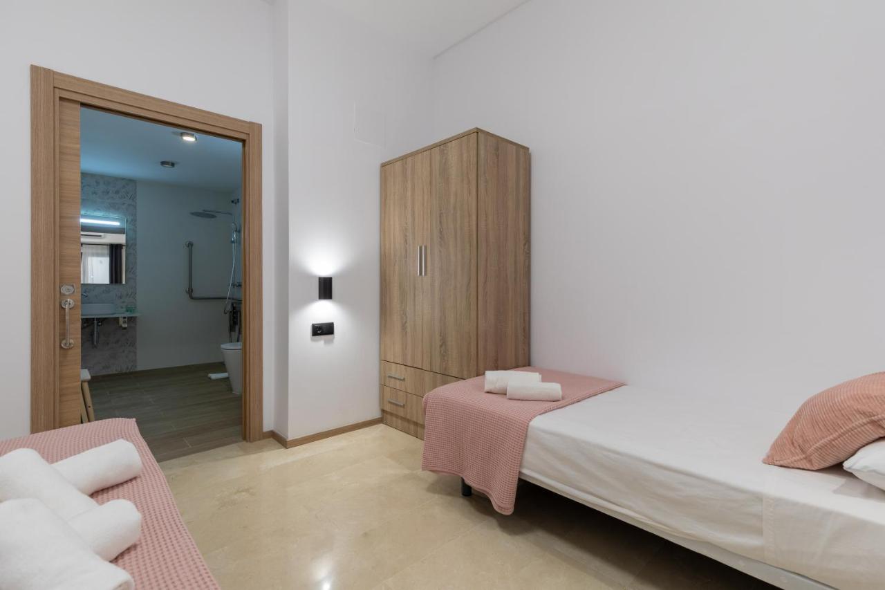 Travel Habitat La Marina Real Apartment Valencia Exterior photo