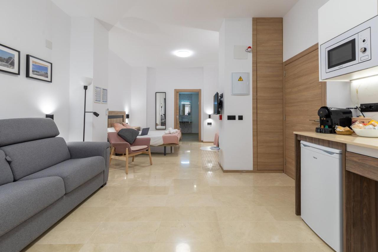 Travel Habitat La Marina Real Apartment Valencia Exterior photo